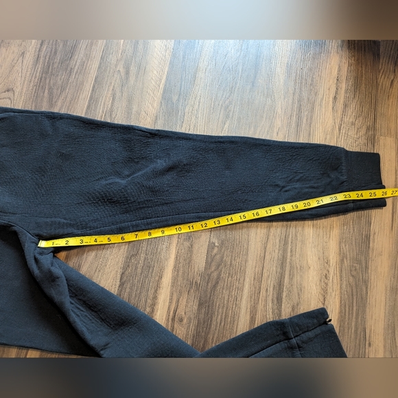 Everlane scuba pants - Picture 10 of 10